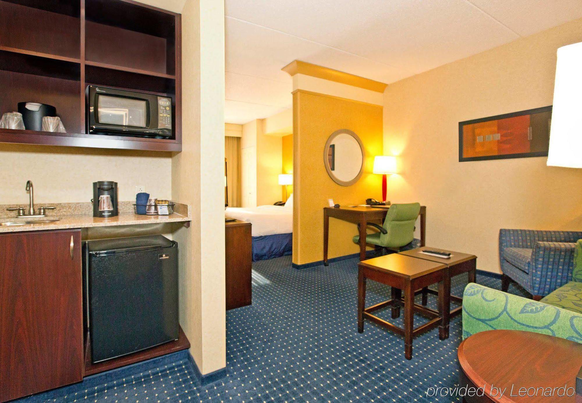 Springhill Suites By Marriott Wheeling Triadelphia Area Buitenkant foto